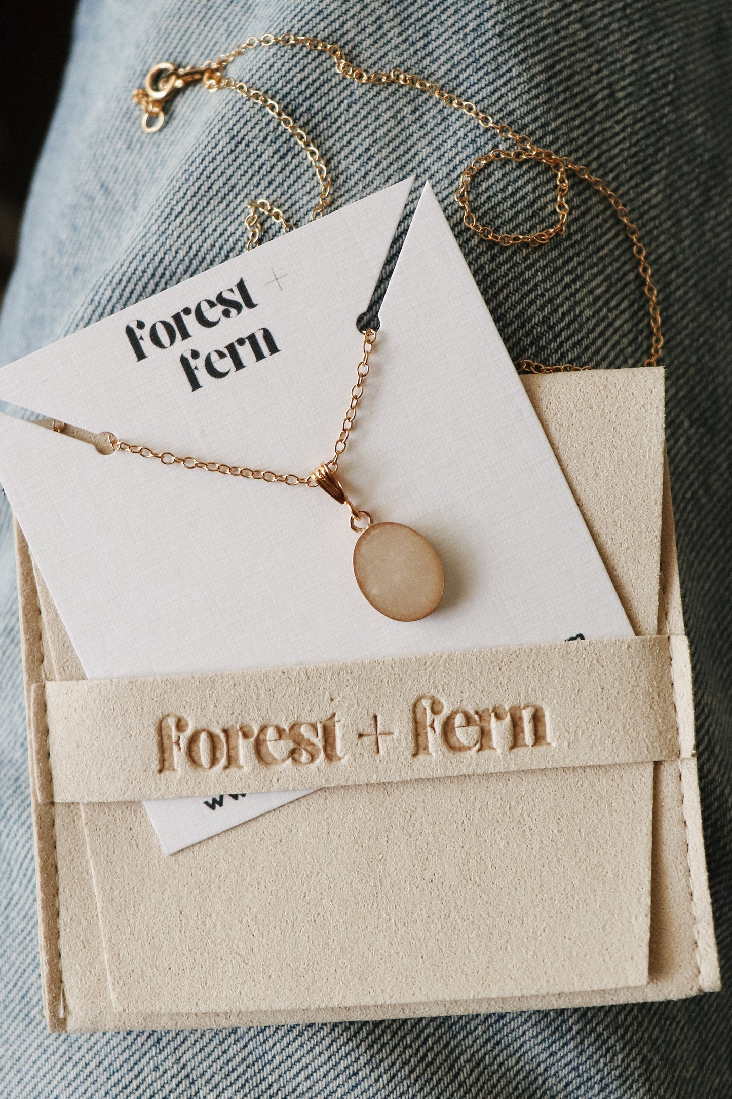 The Oval Necklace
