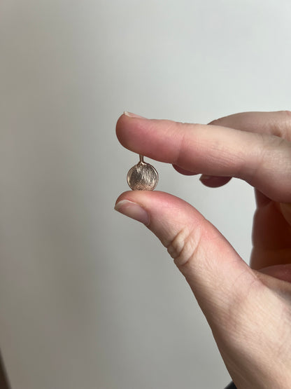 The Imprint Necklace (Medium)