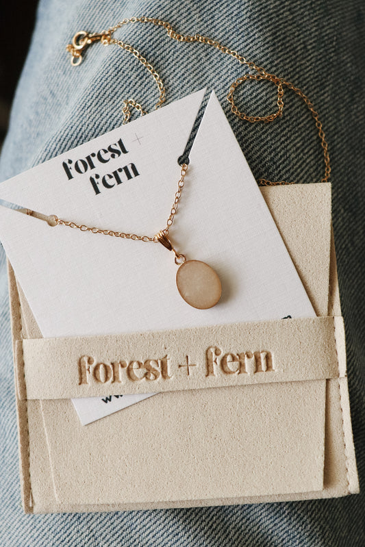 The Oval Necklace