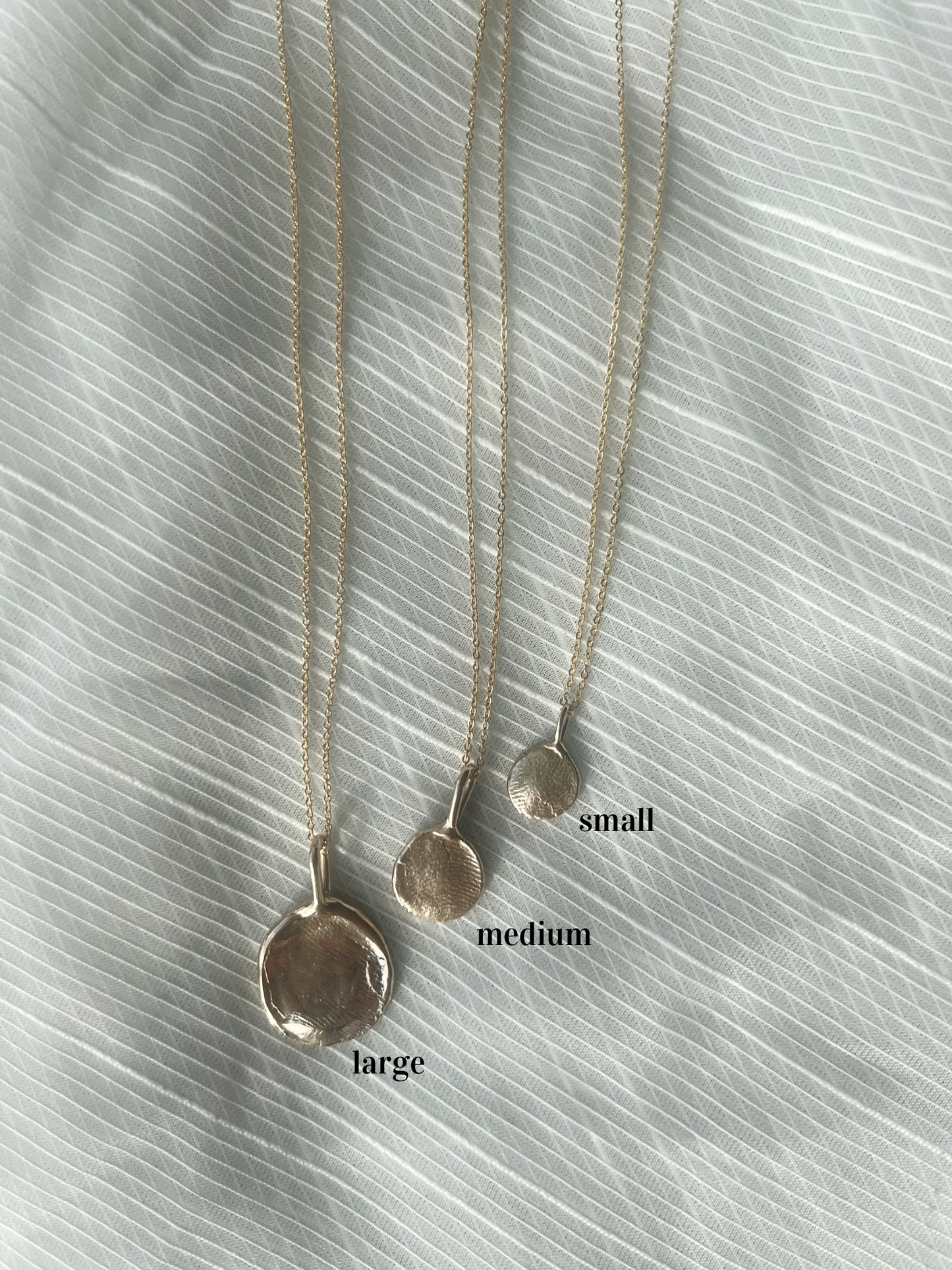 The Imprint Necklace (Medium)
