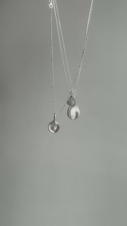 The Imprint Necklace (Medium)
